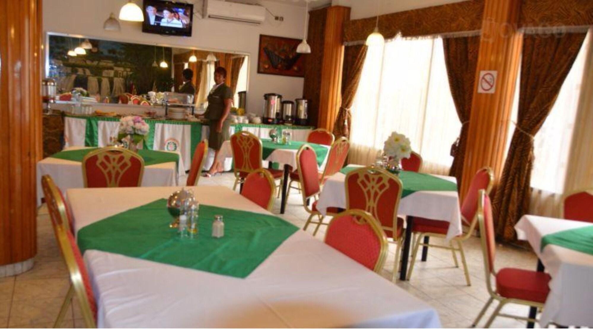 restaurant cafeteria