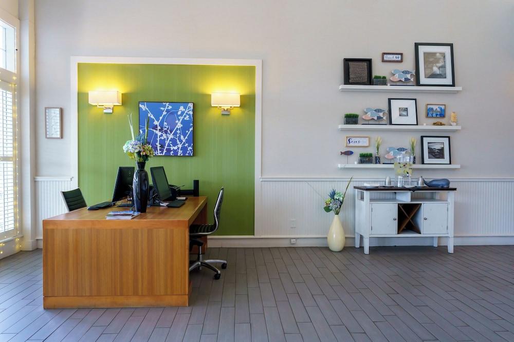 lobby