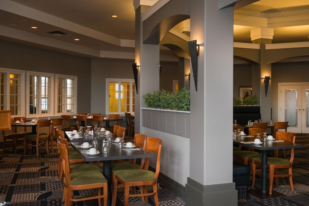 restaurant-cafeteria