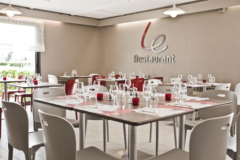 restaurant-cafeteria