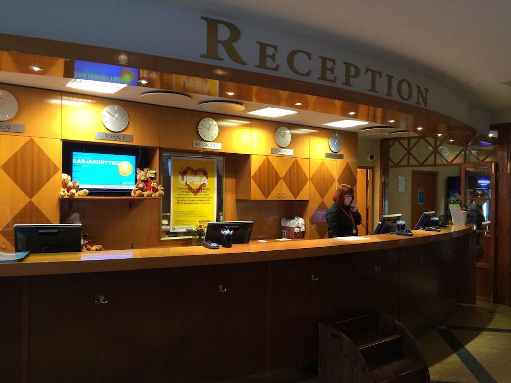 lobby