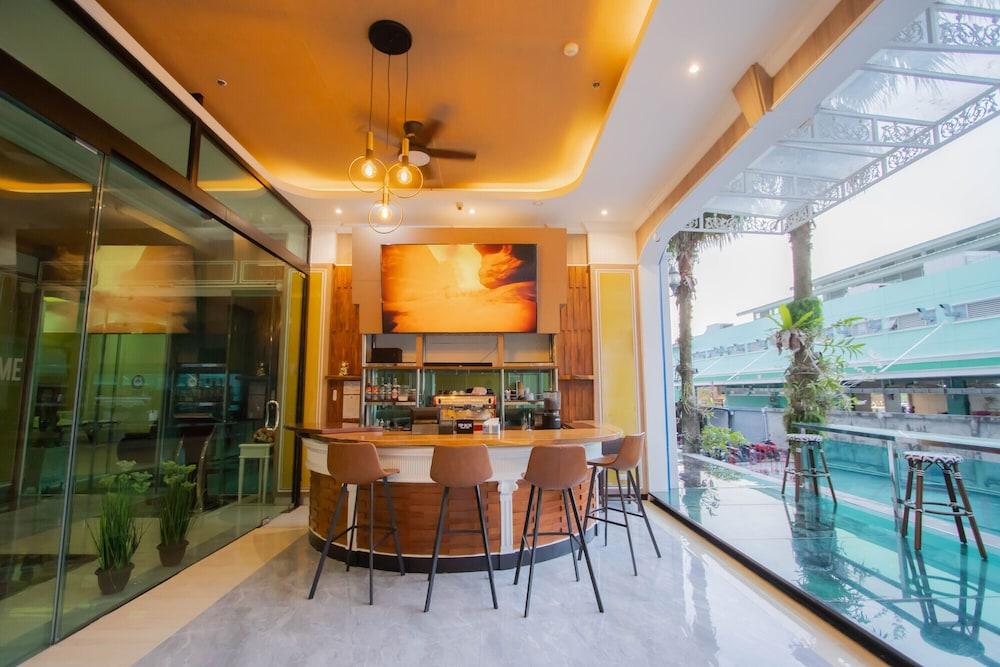 lobby
