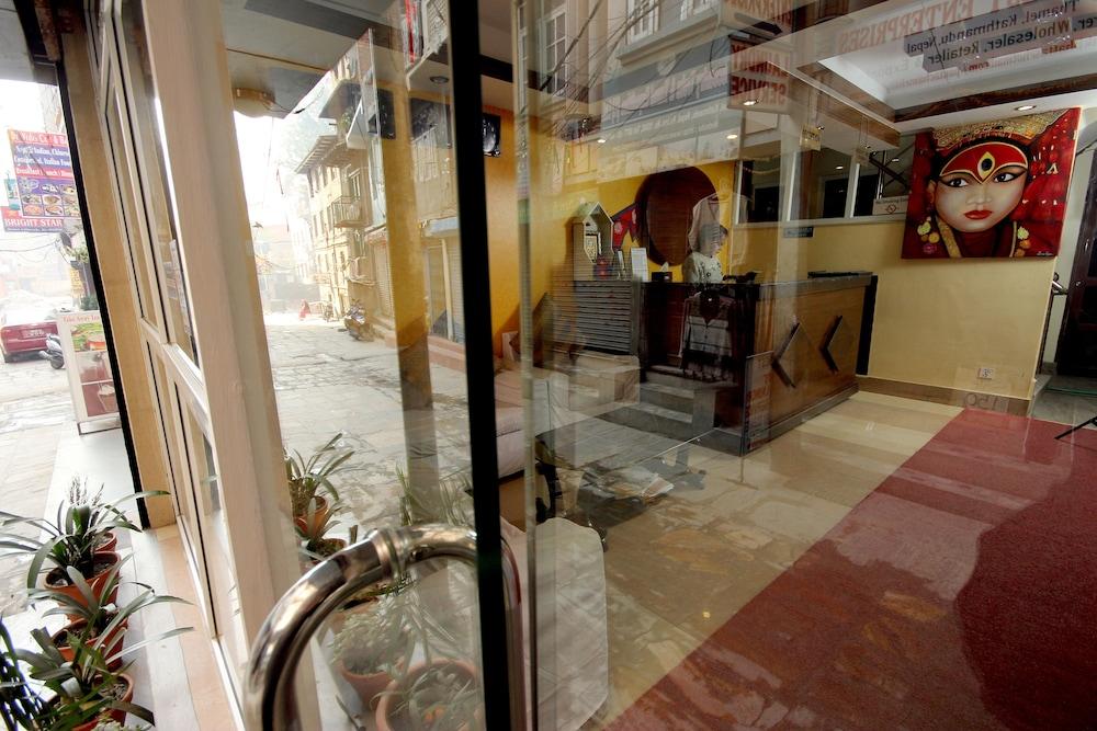 lobby