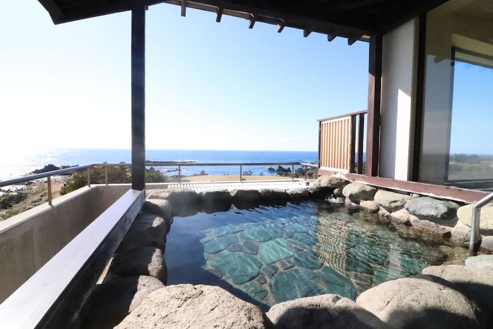 swimming pool spa
