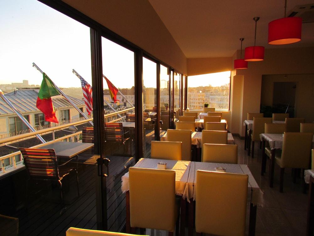 restaurant-cafeteria