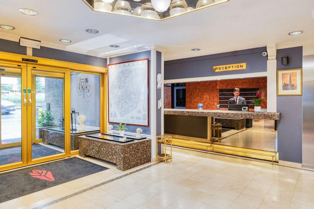 lobby