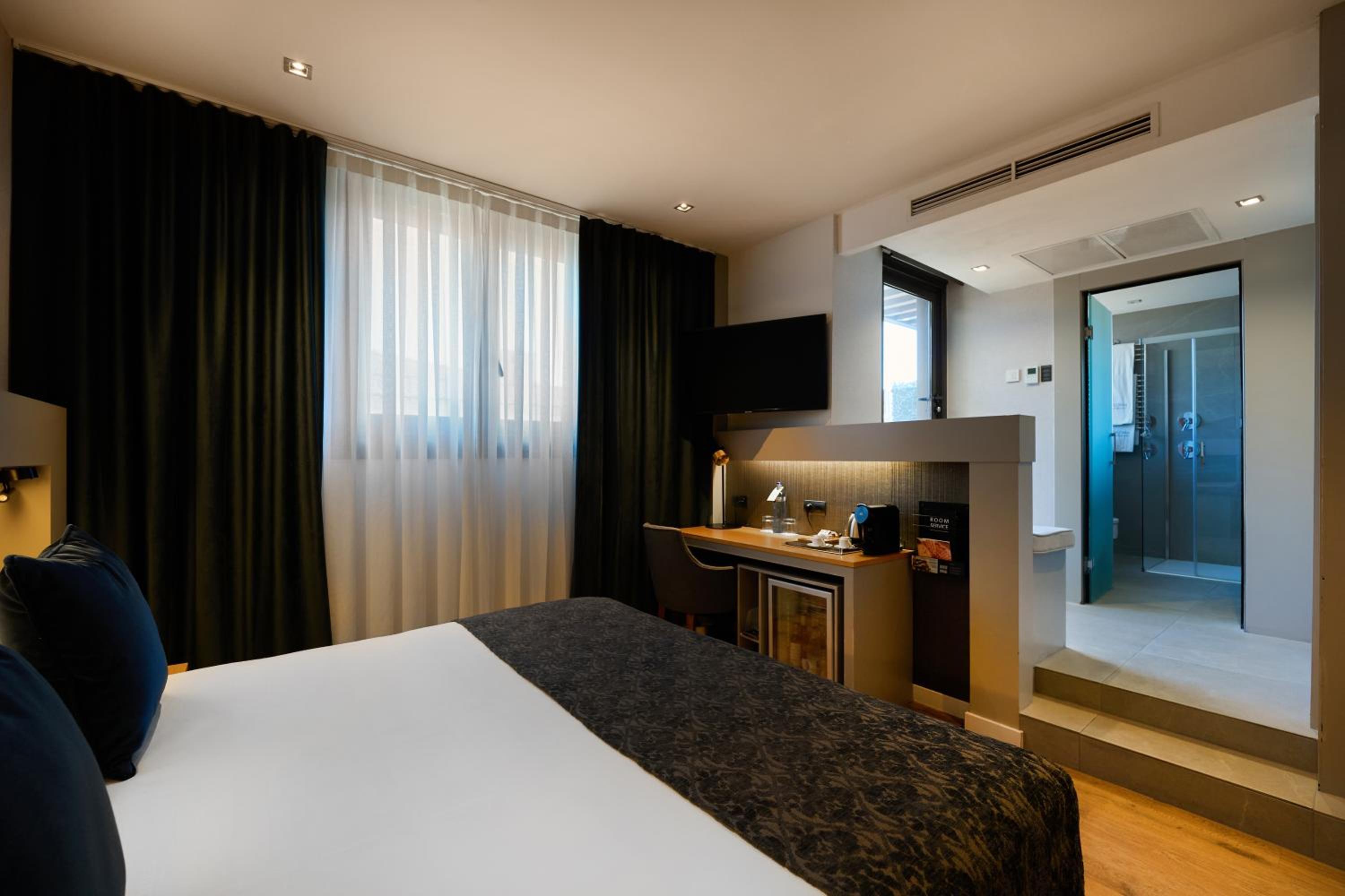 rooms