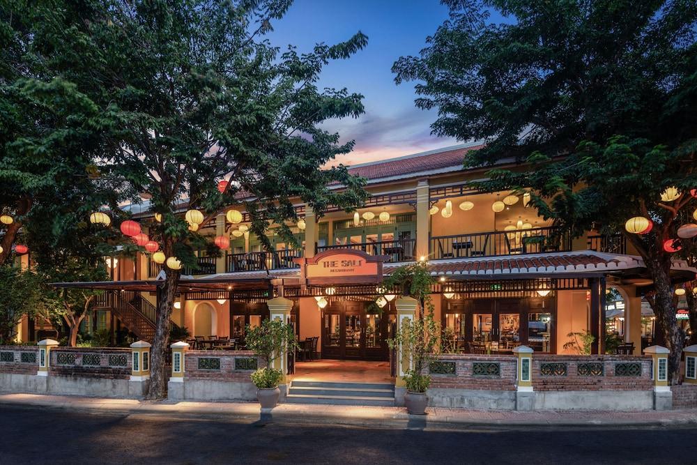 hotel