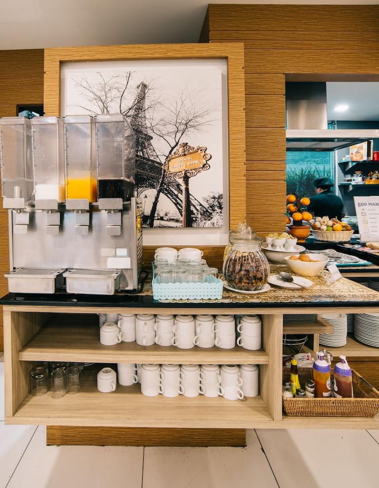 restaurant-cafeteria