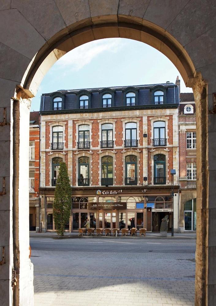 hotel