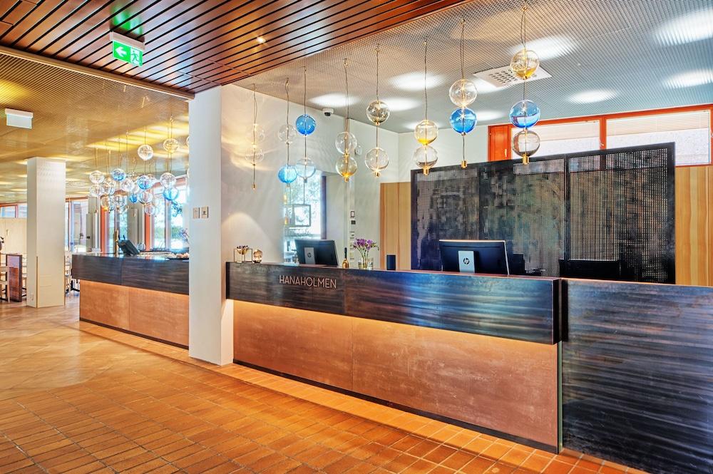 lobby