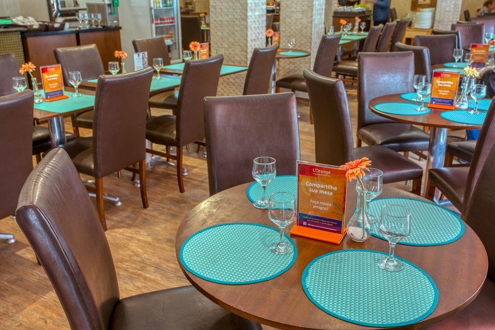 restaurant-cafeteria