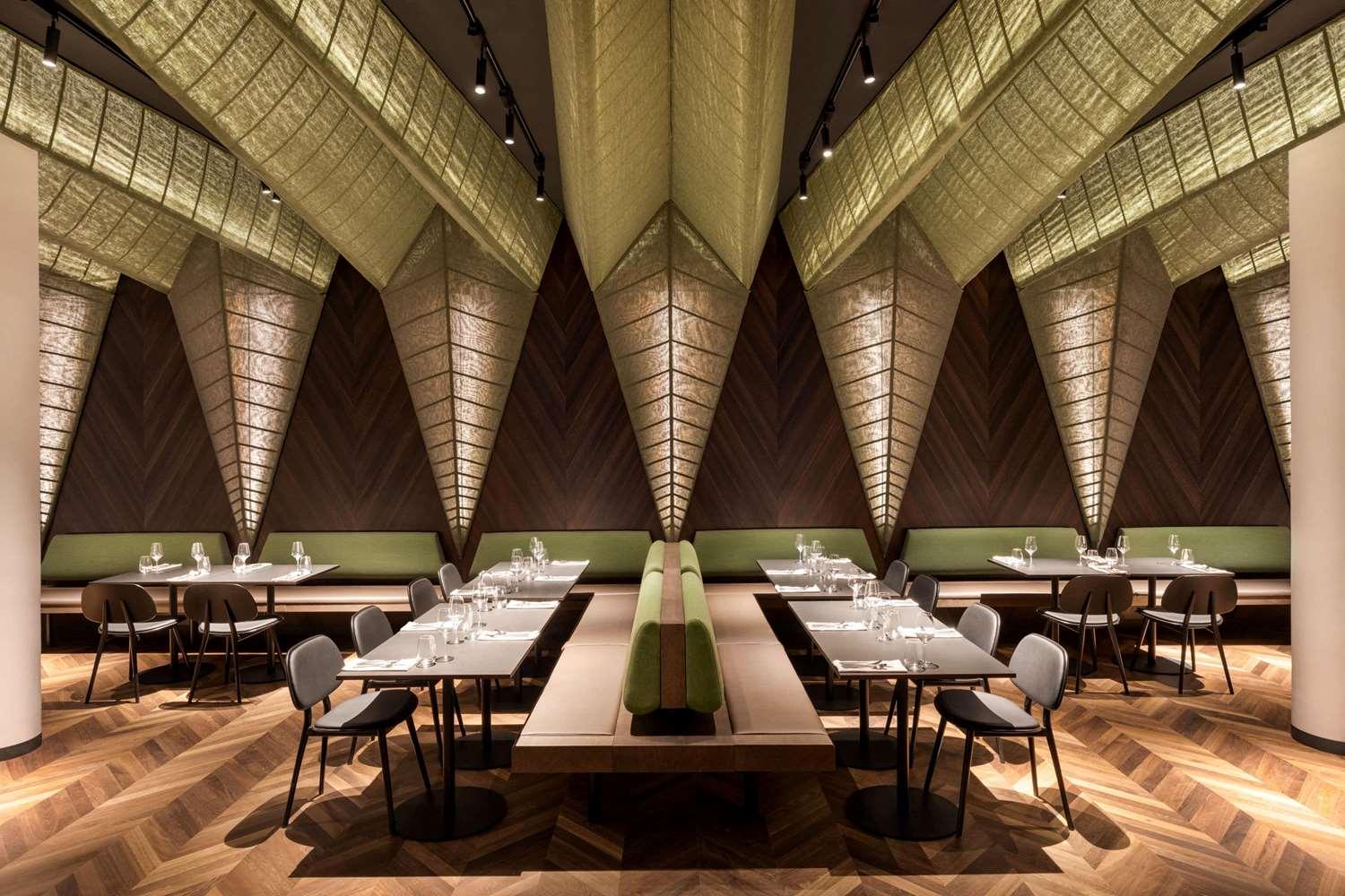 restaurant cafeteria