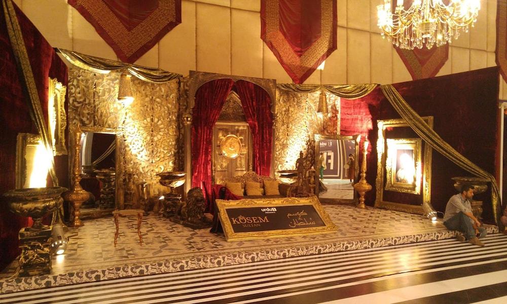 lounge