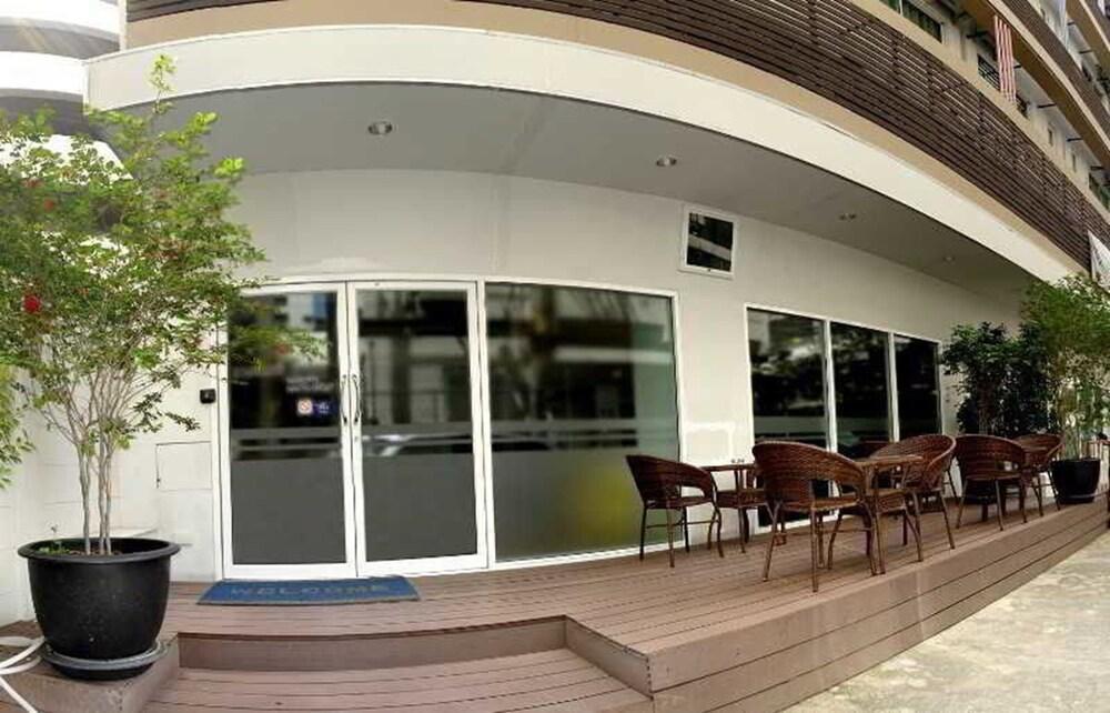 lobby