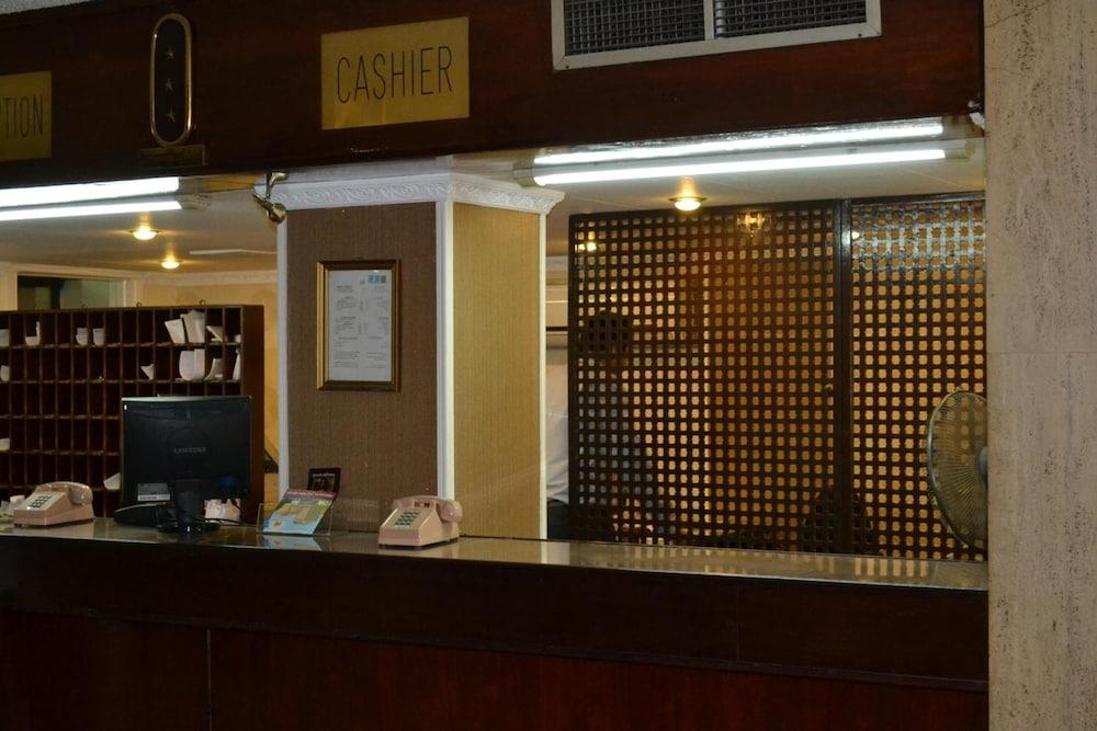 lobby