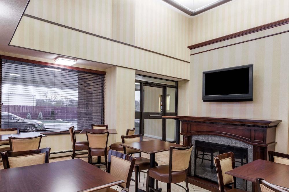 restaurant-cafeteria