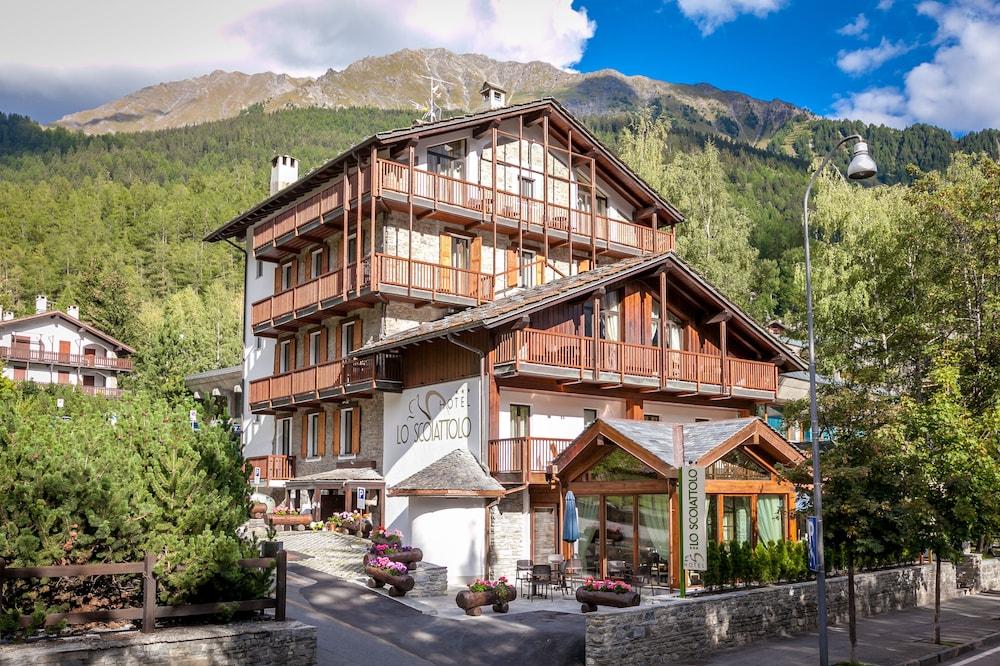 hotel