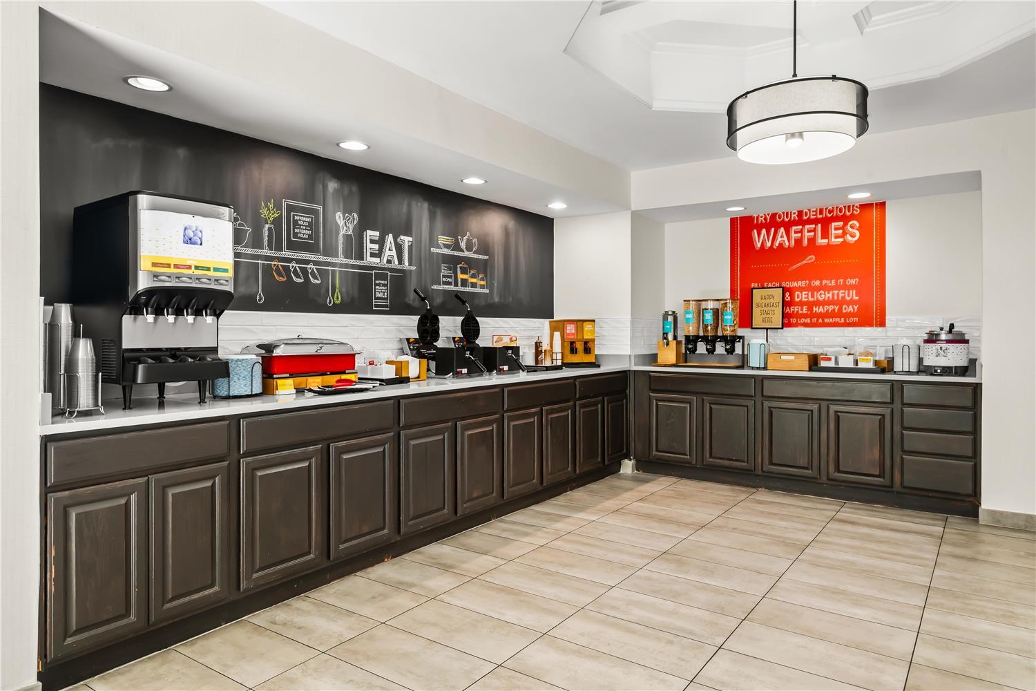restaurant cafeteria