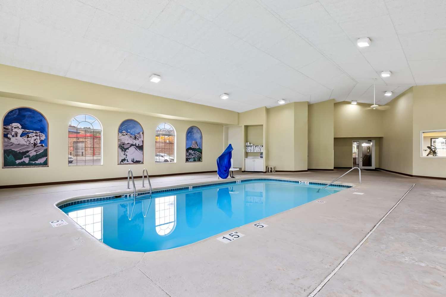 swimming pool spa