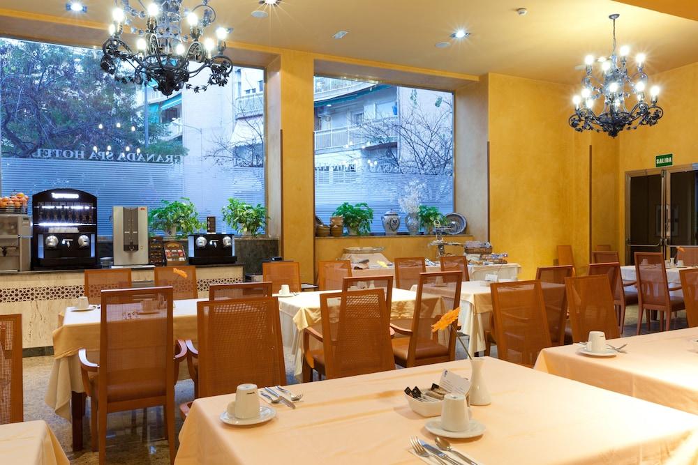 restaurant cafeteria
