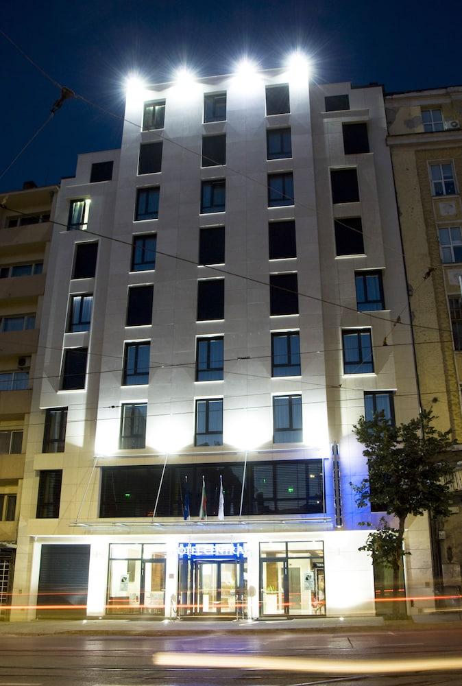 hotel