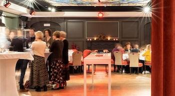 restaurant-cafeteria