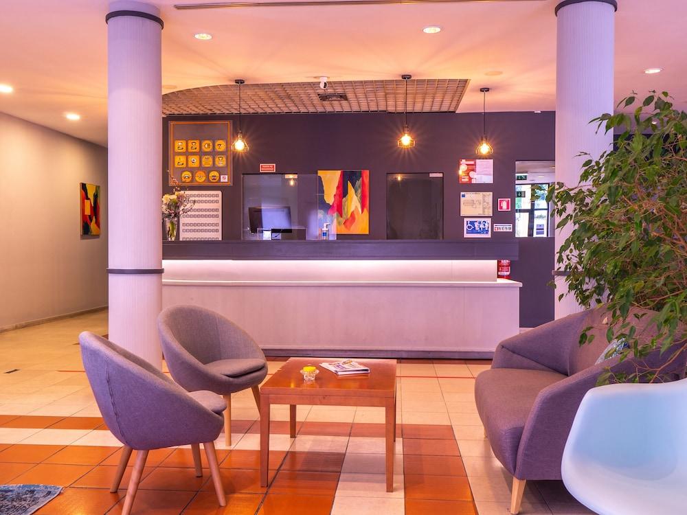 lobby