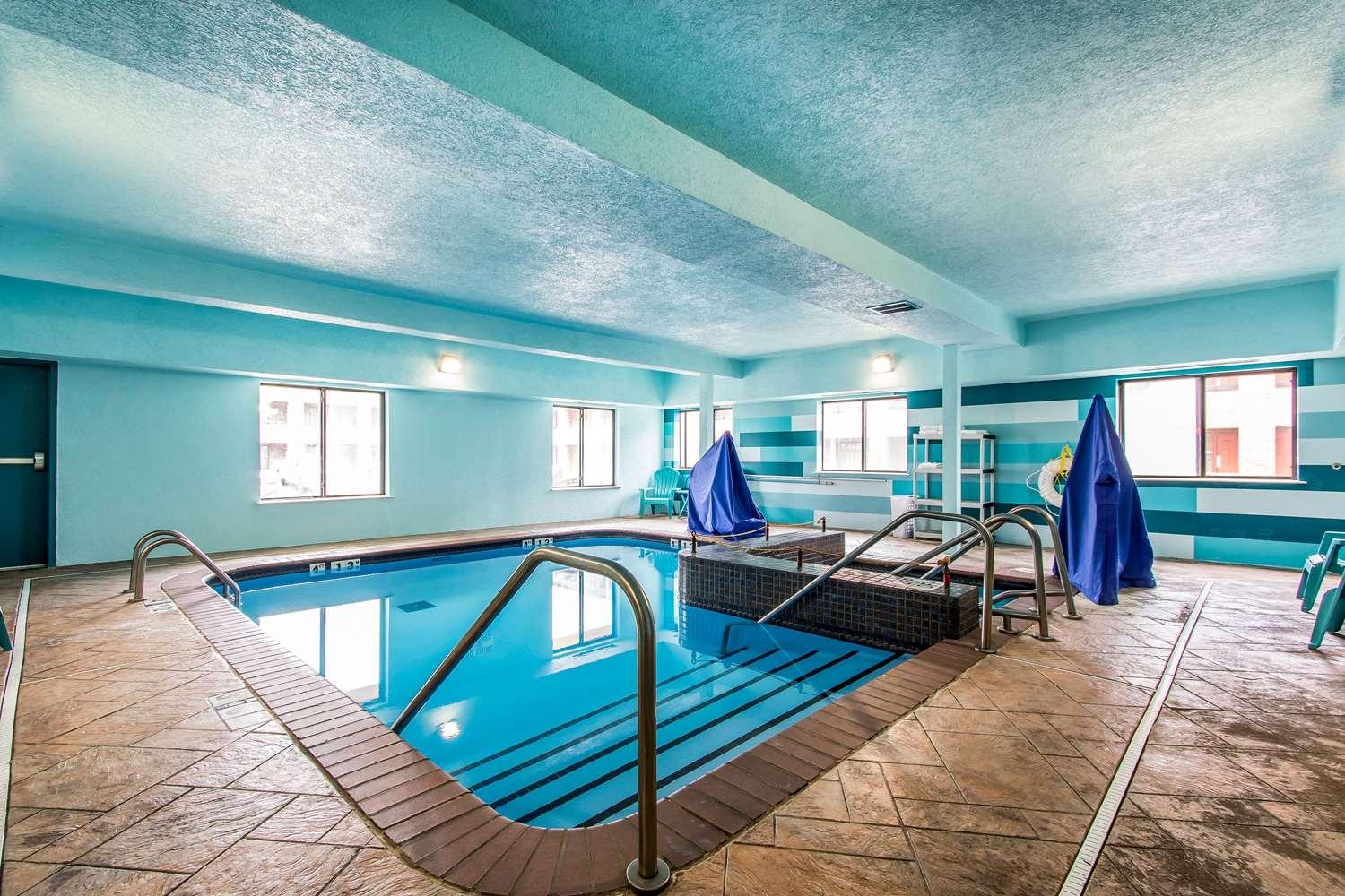 swimming pool spa