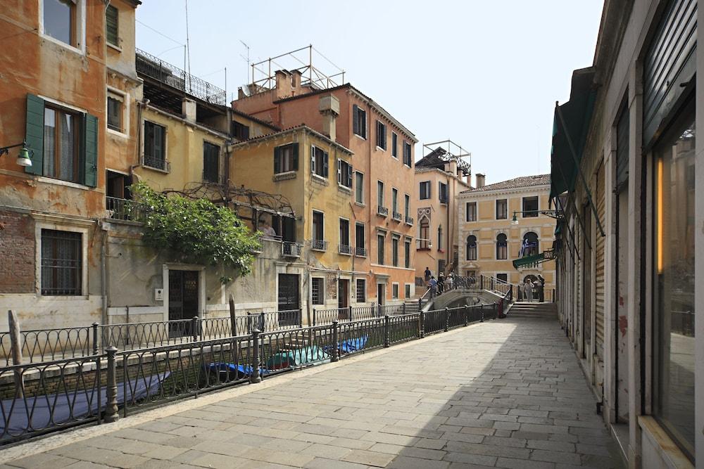 surroundings