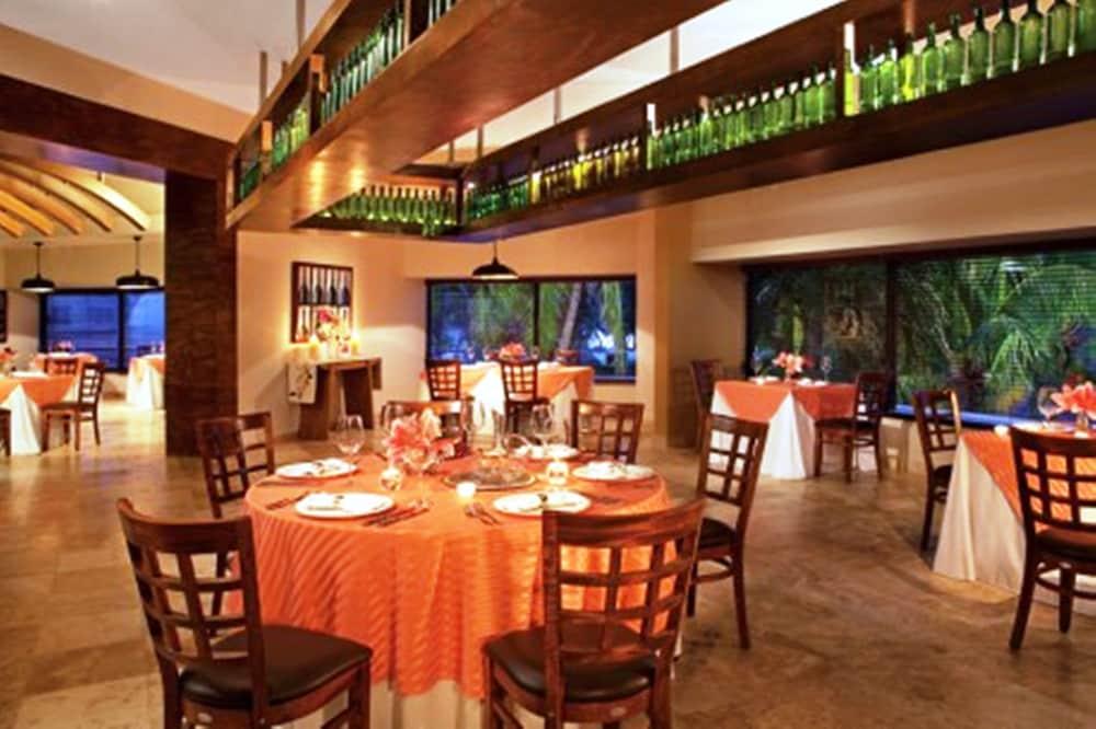 restaurant-cafeteria