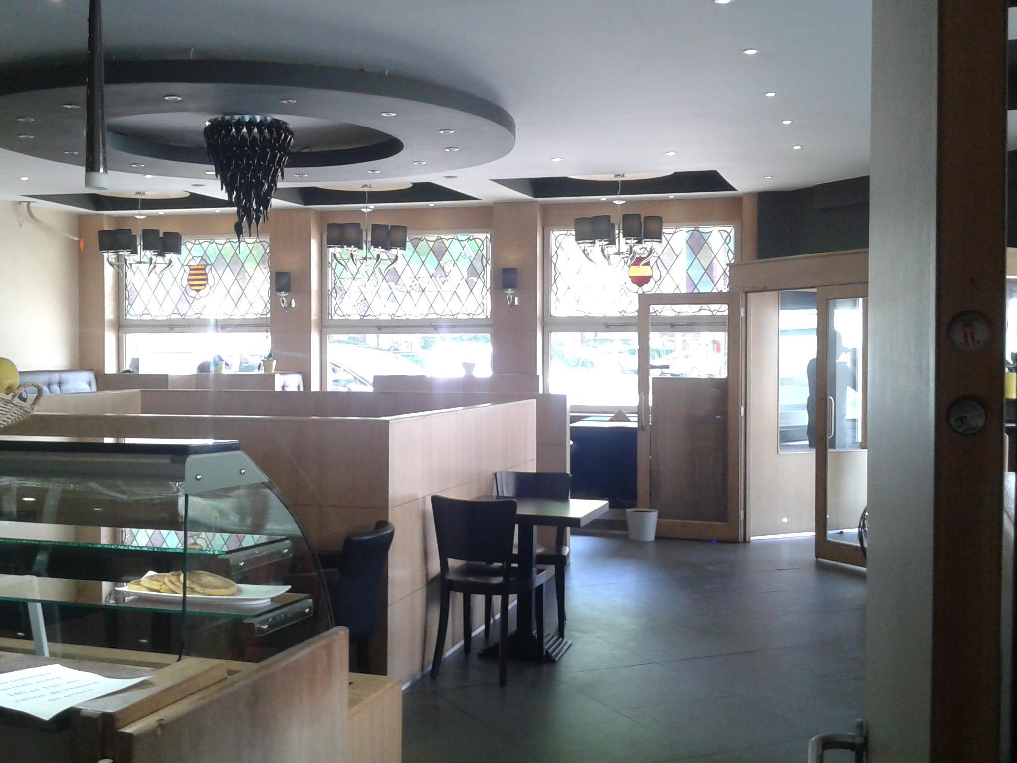 restaurant cafeteria