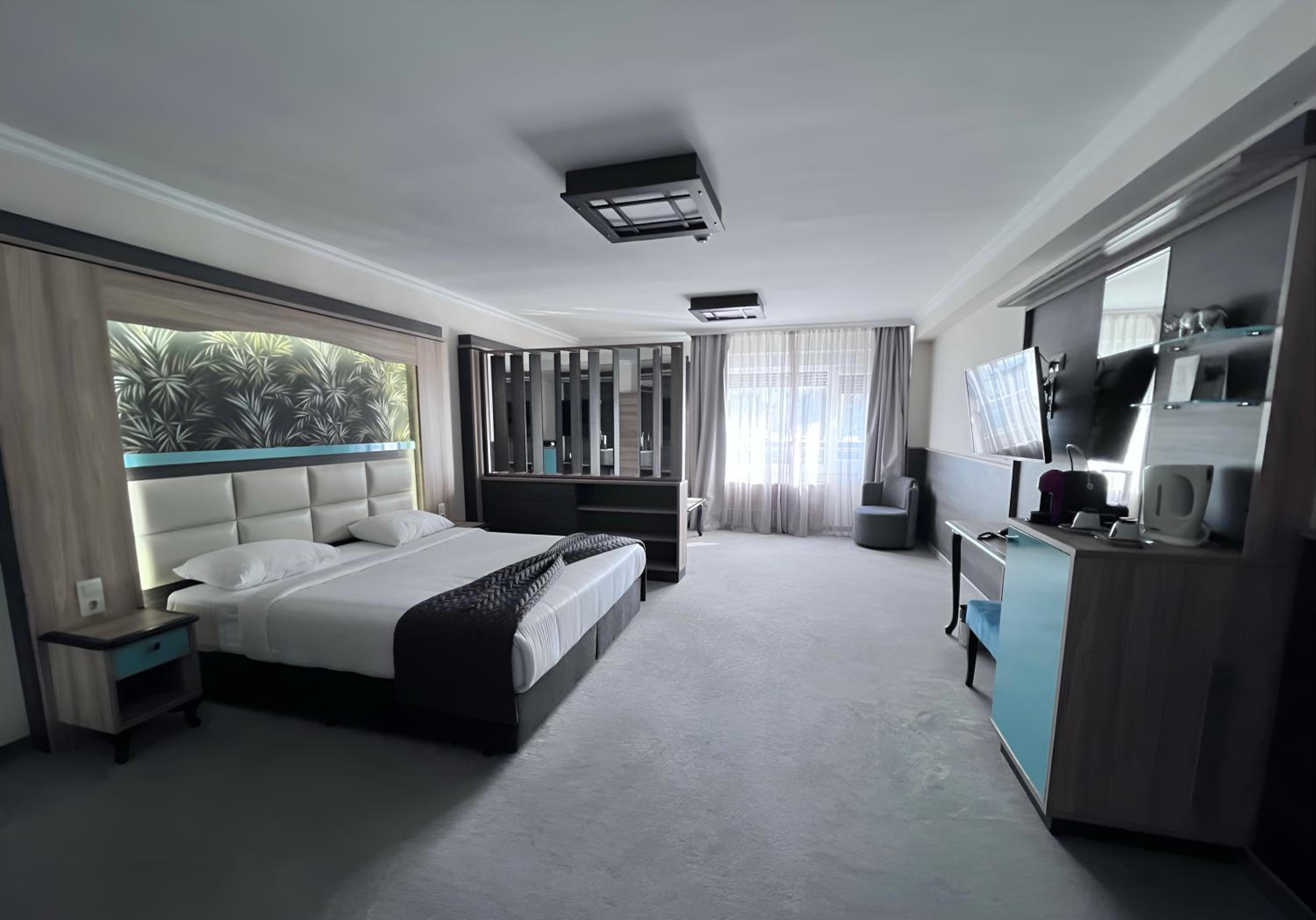 rooms