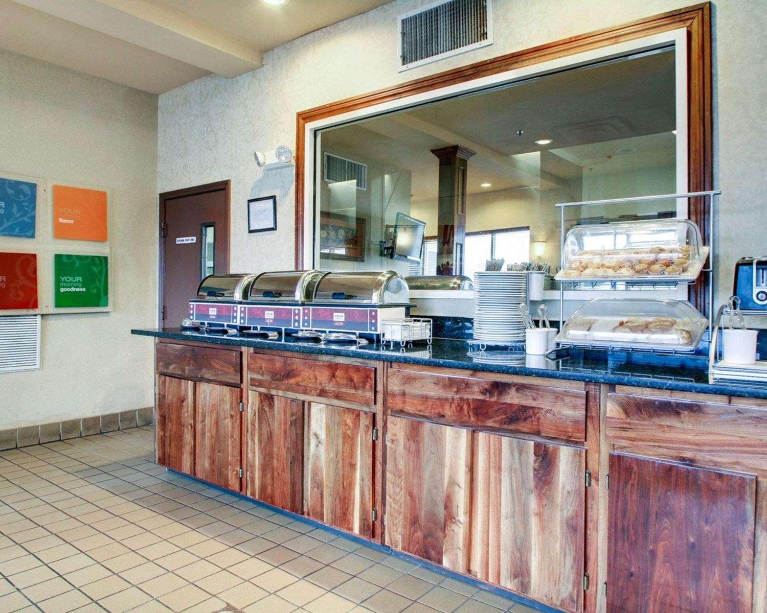 restaurant cafeteria
