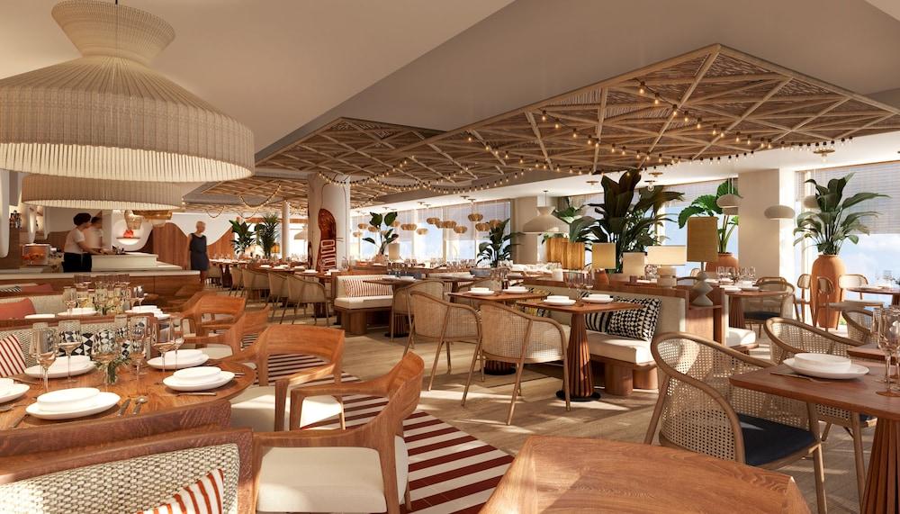 restaurant cafeteria
