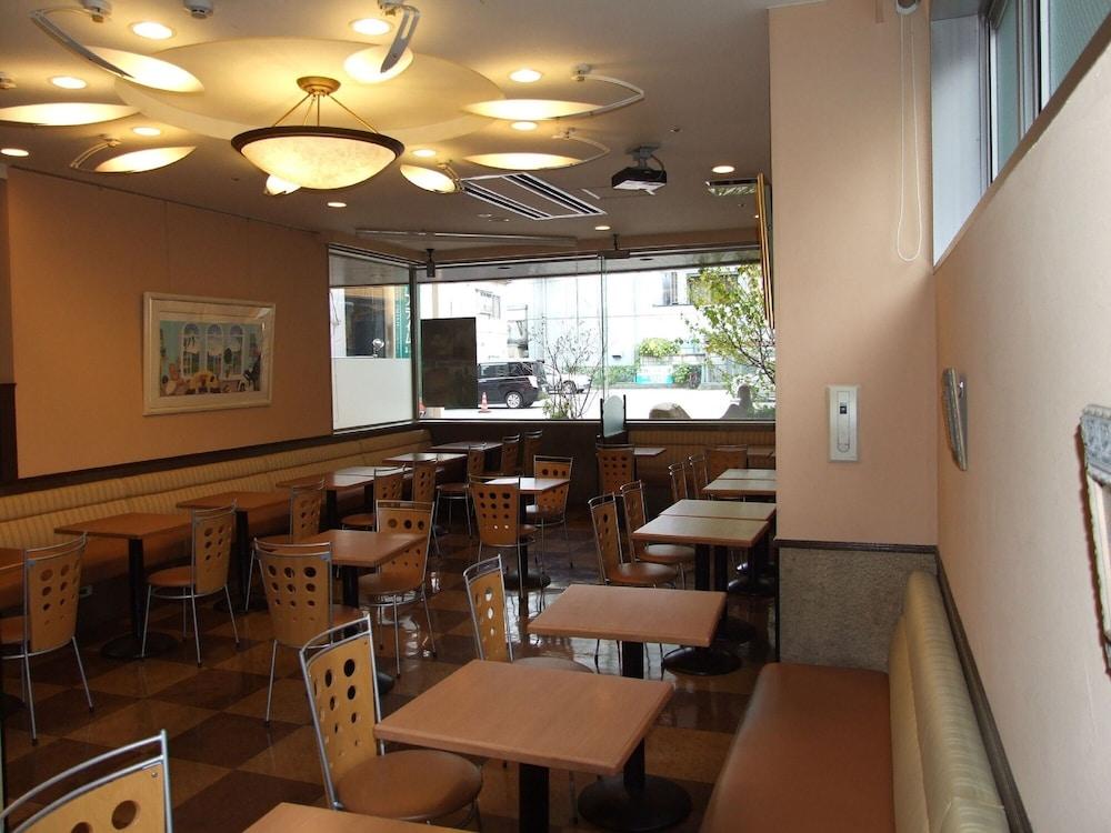 restaurant-cafeteria