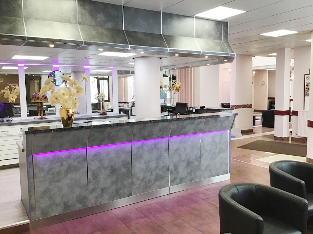 lobby