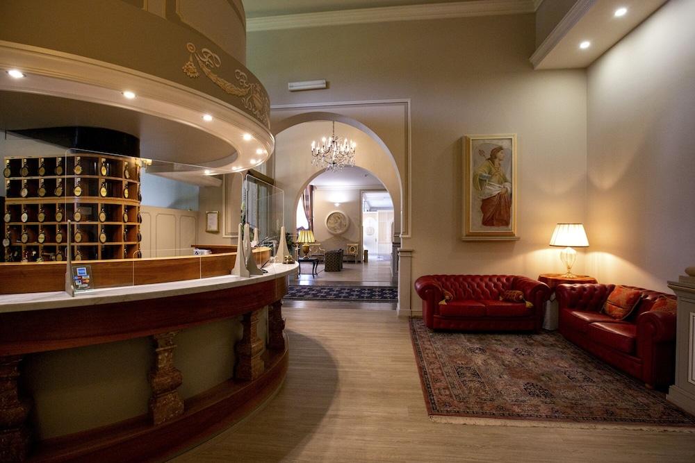 lobby
