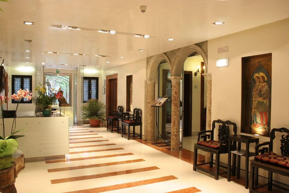 lobby