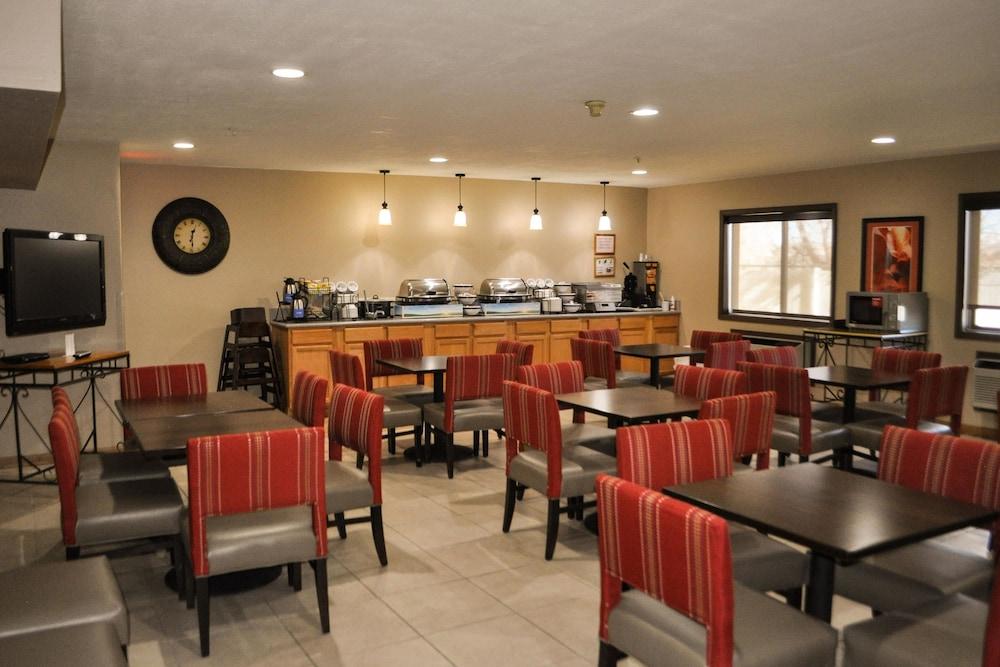 restaurant-cafeteria