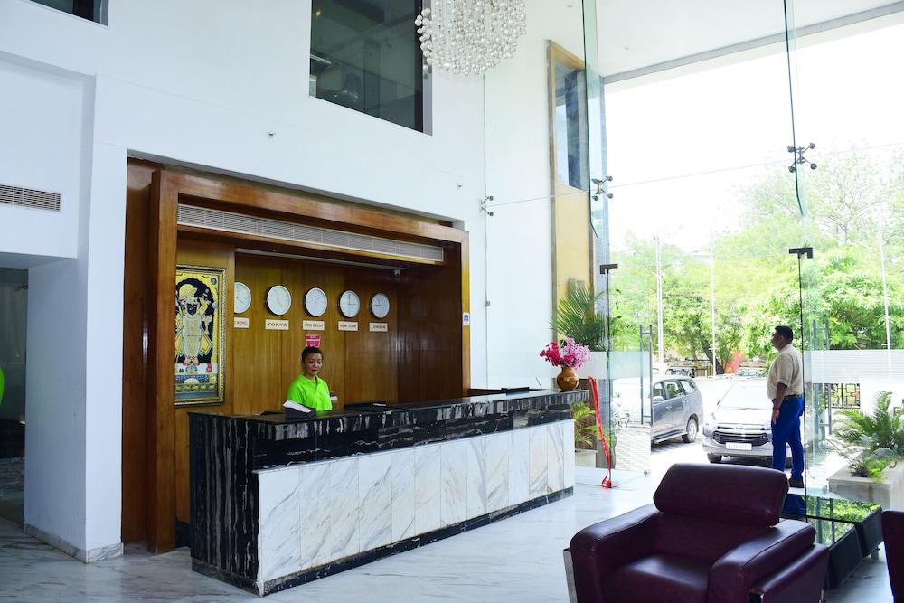 lobby