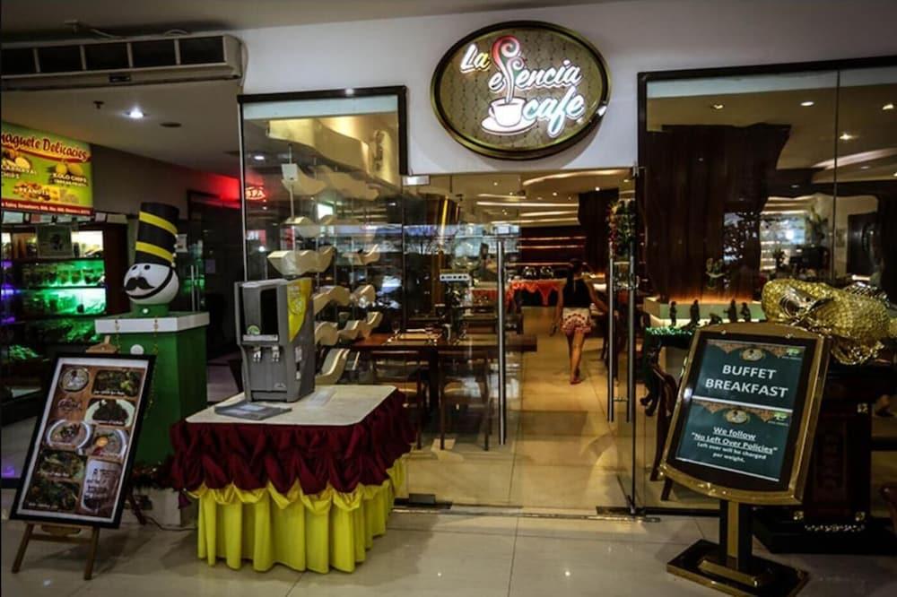 restaurant-cafeteria