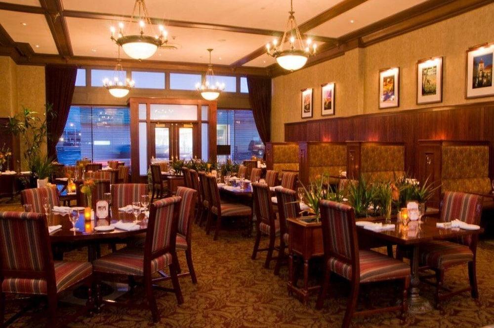 restaurant-cafeteria