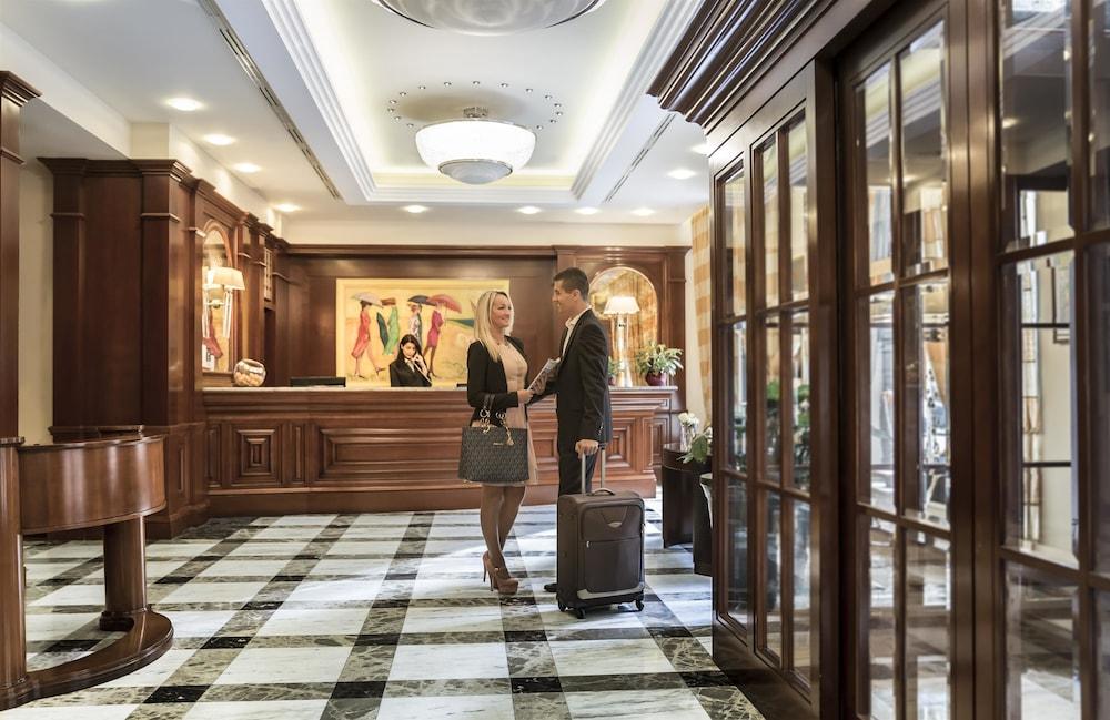 lobby