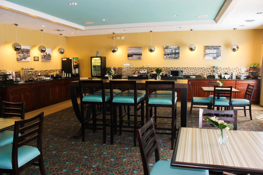 restaurant-cafeteria