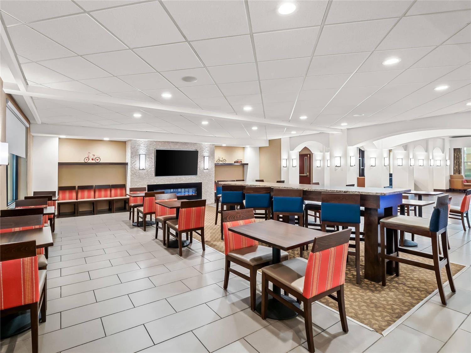 restaurant cafeteria
